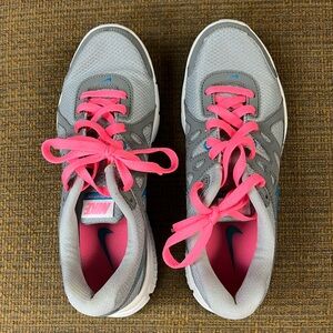Women’s Nike revolution 2 gray blue sneakers with pink laces